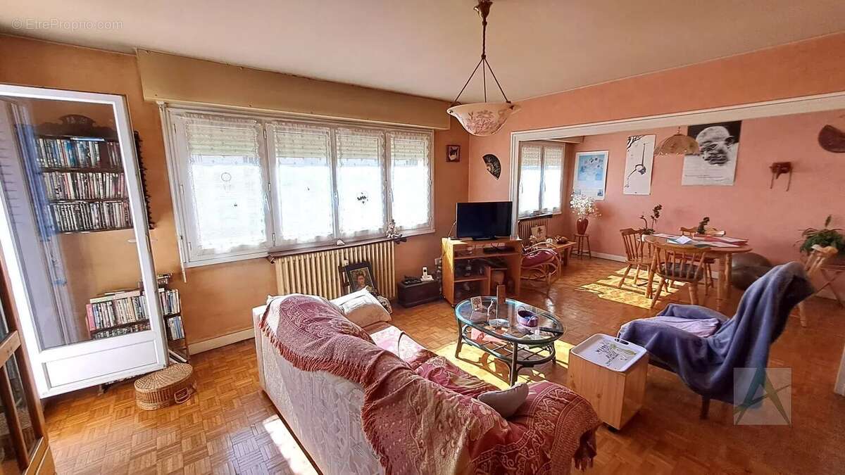 Appartement à BARBERAZ