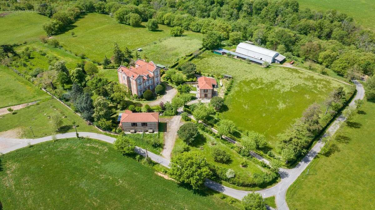Élégante Manoir de 612 m² sur 5 hectares de terrain - Proche Cordes-sur-Ciel, 30 min d'Albi - photo 8