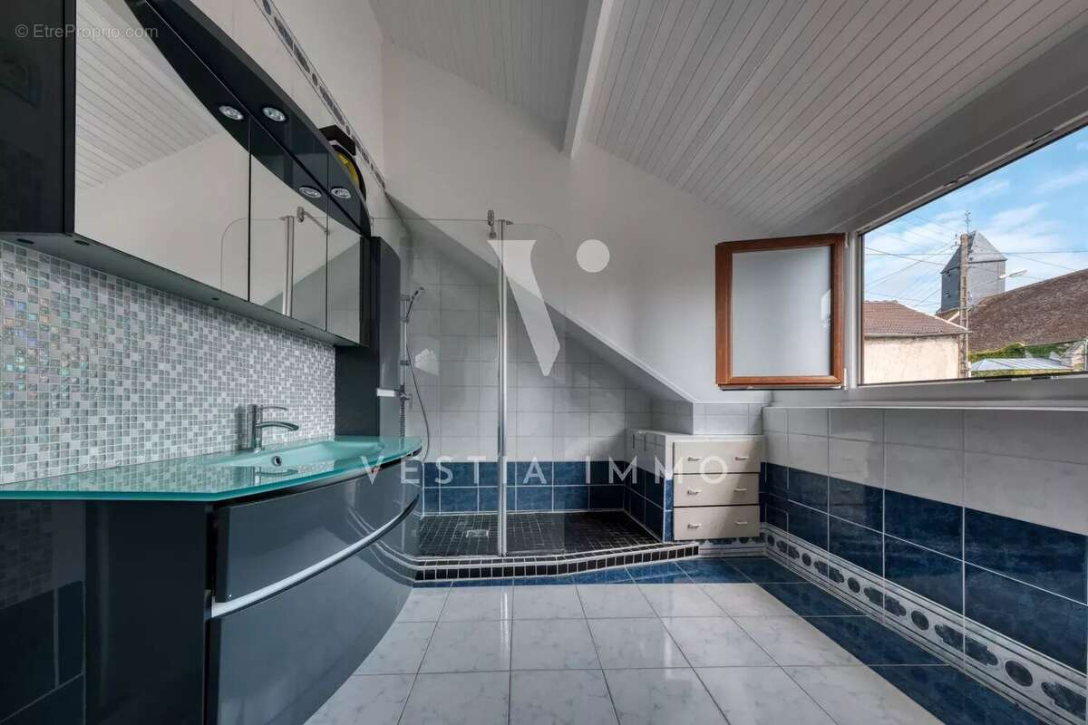 Maison à LEUVILLE-SUR-ORGE