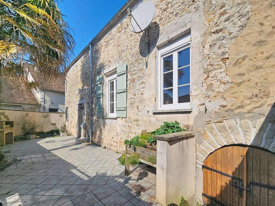 Photo 3 - Maison à LE CHATELET-EN-BRIE
