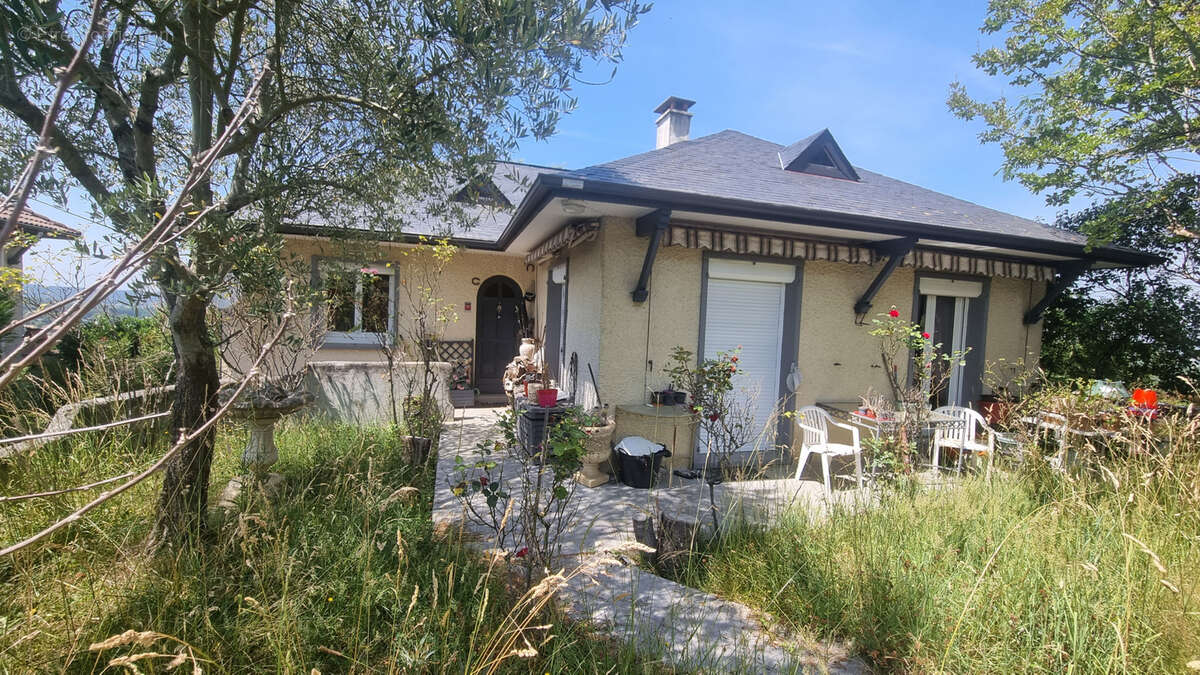 Maison à JUILLAN