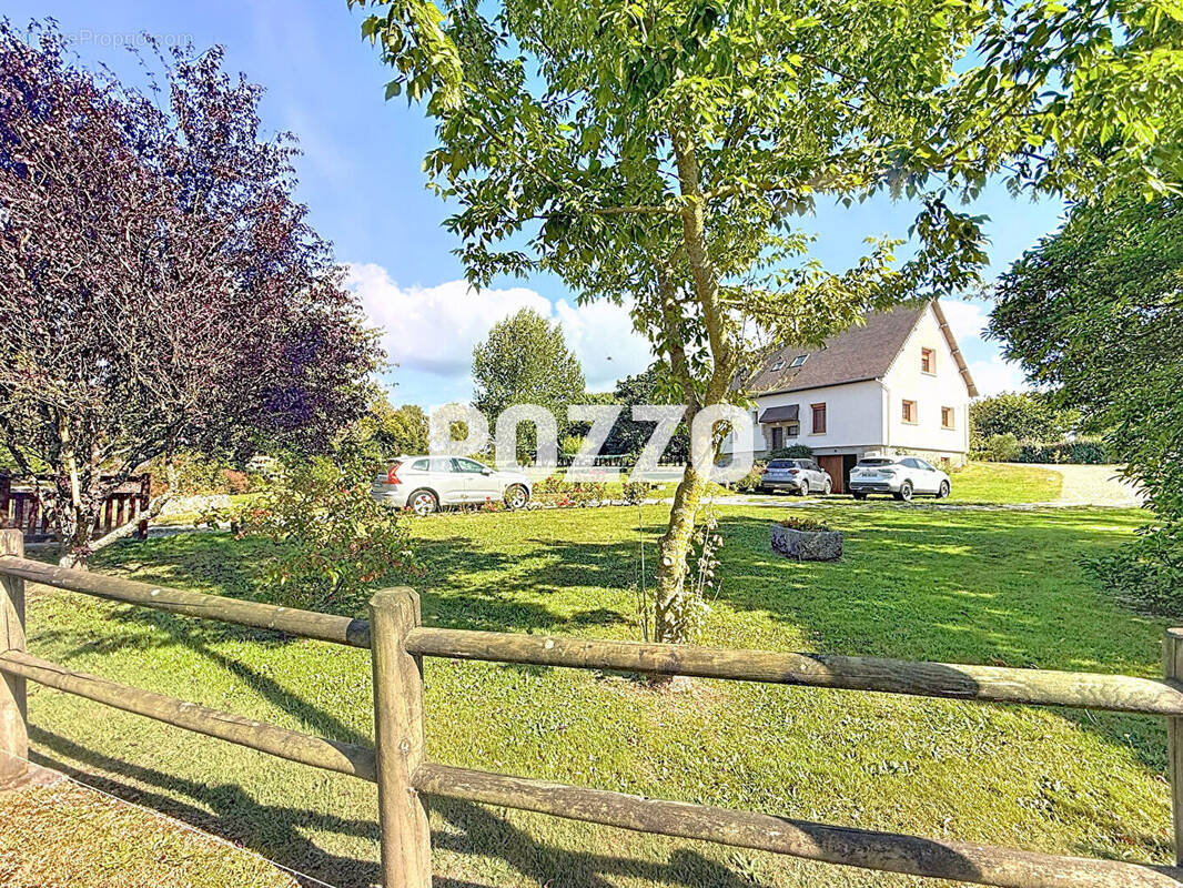 Maison à JULLOUVILLE