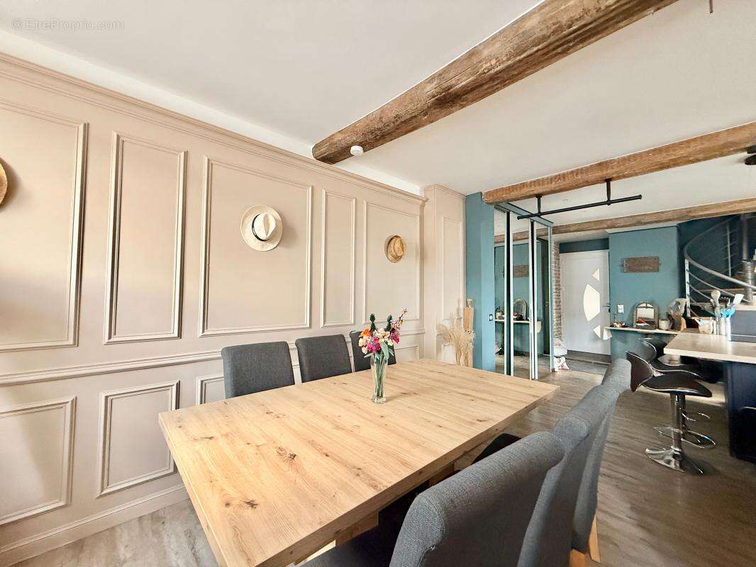 Charmant appartement en triplex de trois chambres – Alliance parfaite entre le cachet de l'ancien et le confort moderne - photo 7