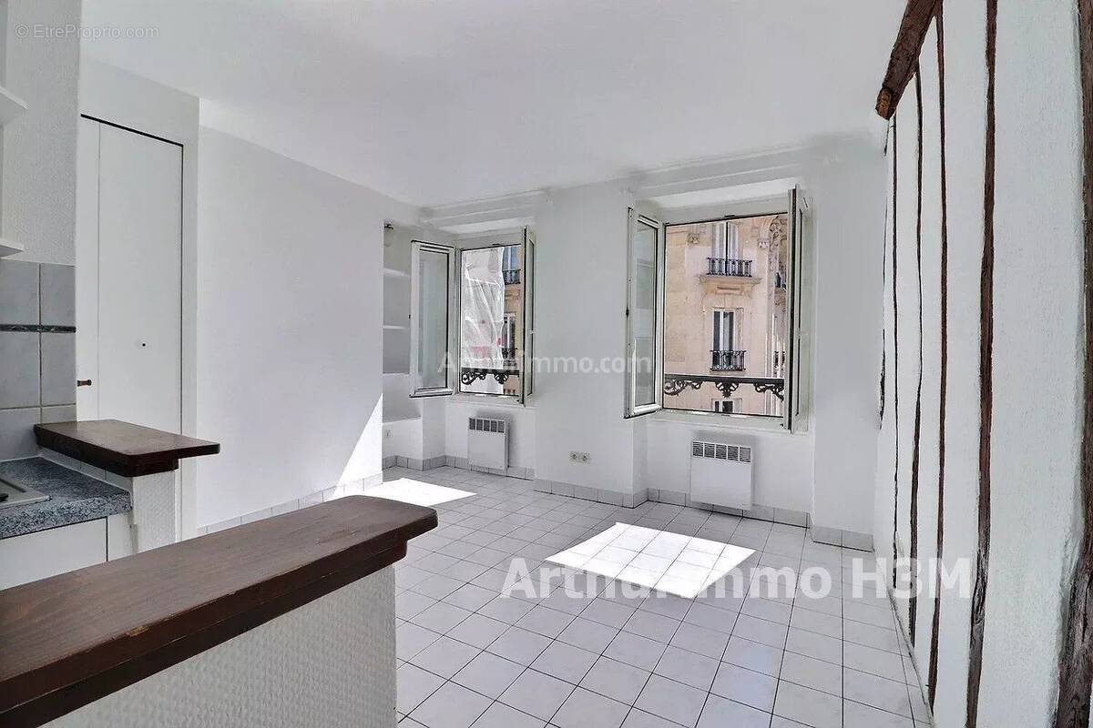 Appartement à PARIS-11E