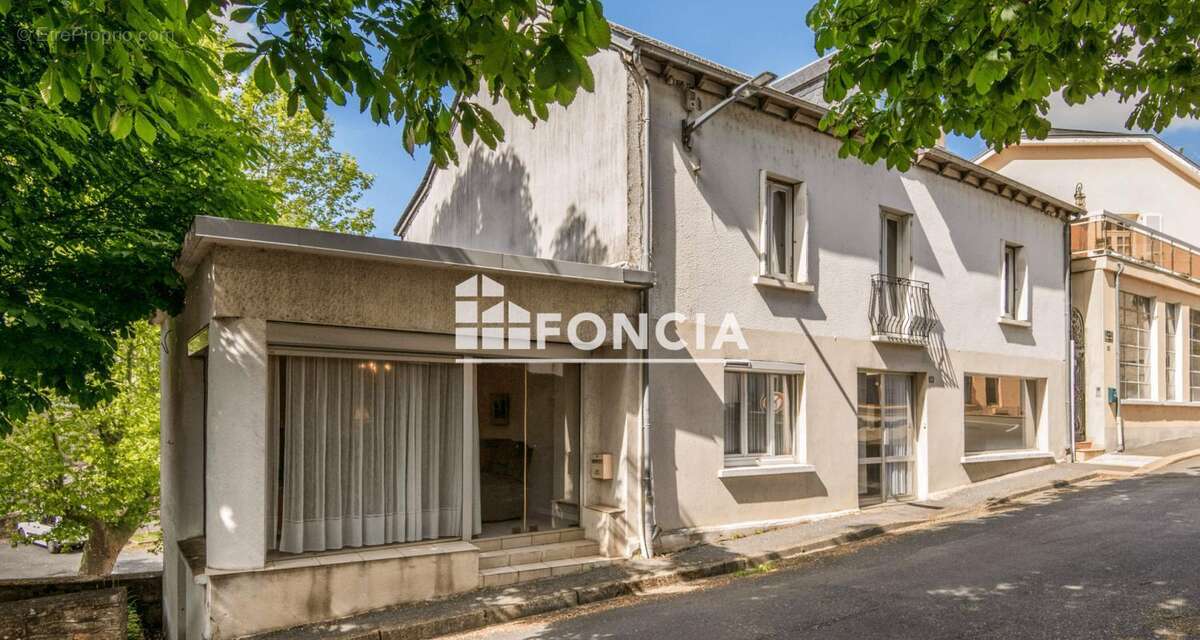 Maison à CASSAGNES-BEGONHES