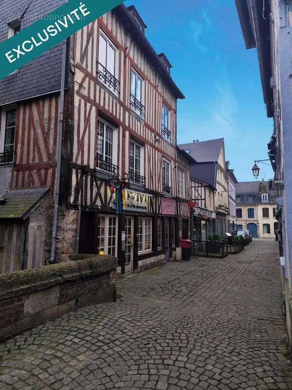 Photo 2 - Commerce à PONT-AUDEMER