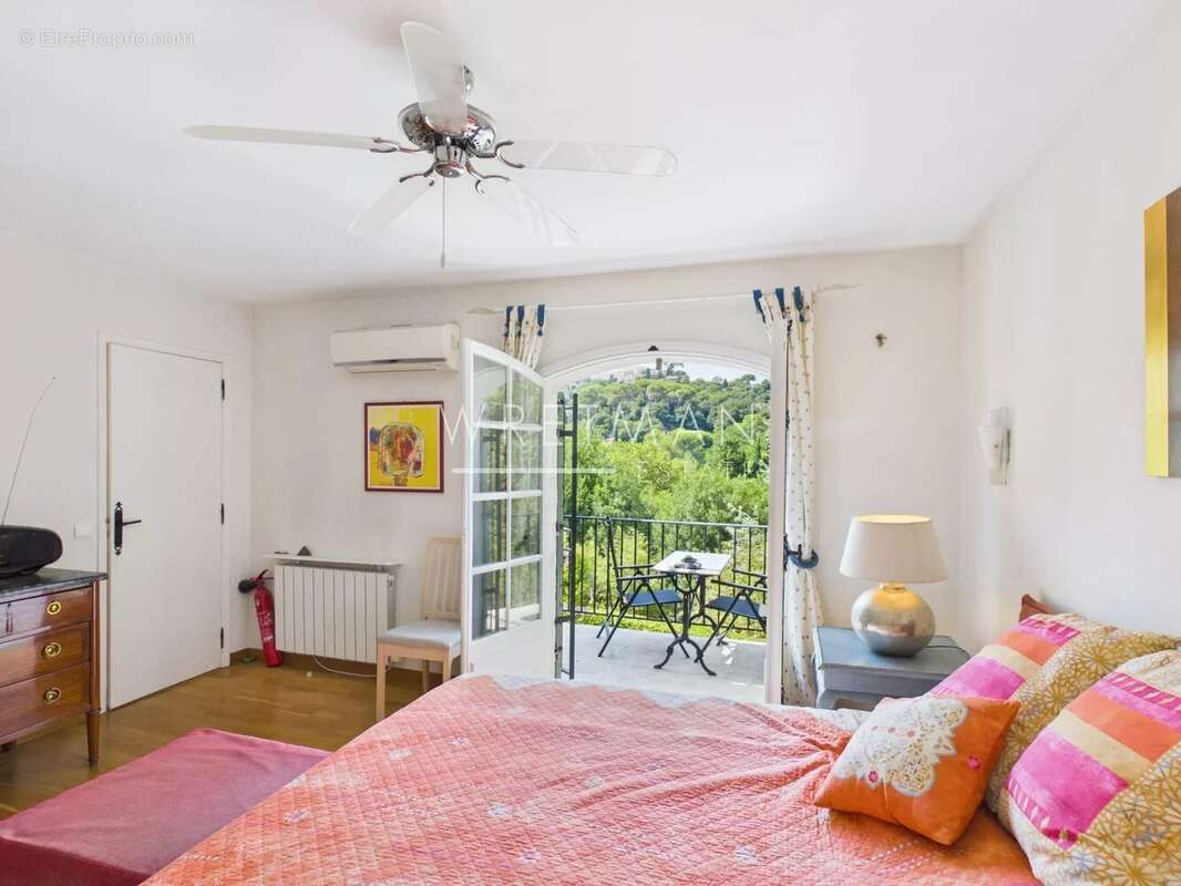 Villa familiale avec piscine dans une domaine sécurisé - Mougins - photo 18