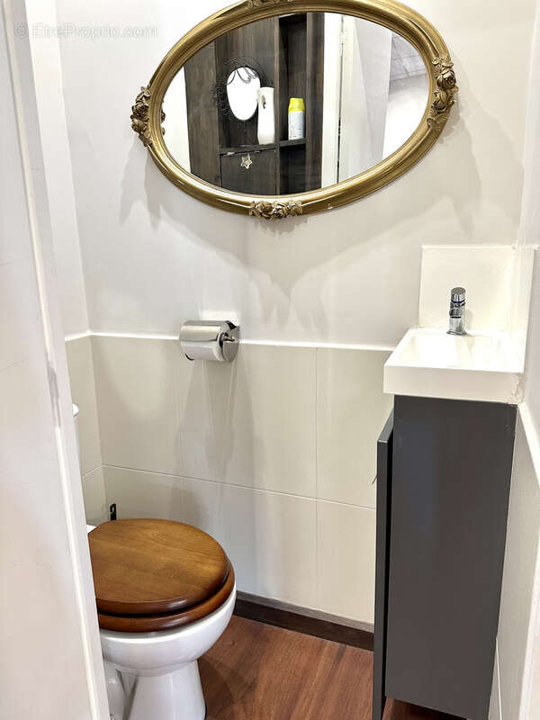 Commerce à BORMES-LES-MIMOSAS