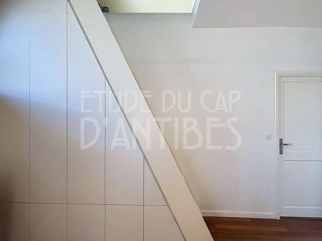 Exclusivite etude du cap d'antibes villa avec piscine. - photo 13