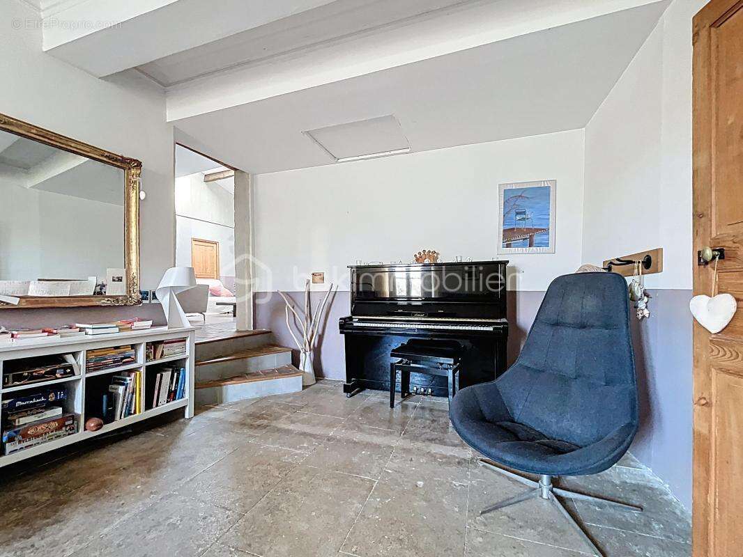 Maison à LUNEL-VIEL