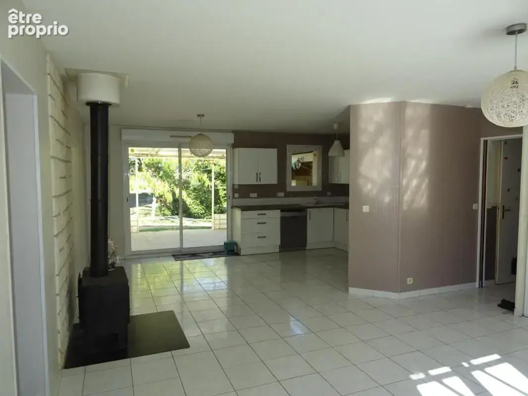 Secteur ambazac vaste et belle maison de 122 m² sur sous-sol semi enterre 4 chambres sur un terrain de 2900 m² - photo 3