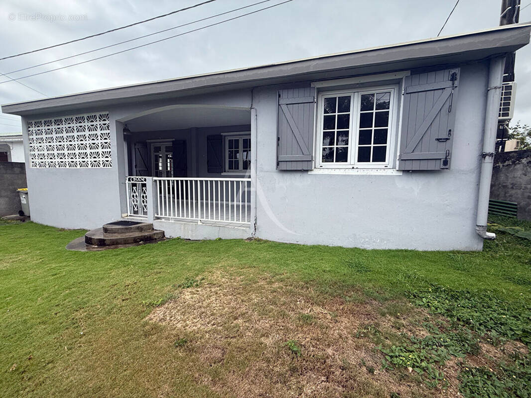 Maison à SAINTE-ANNE