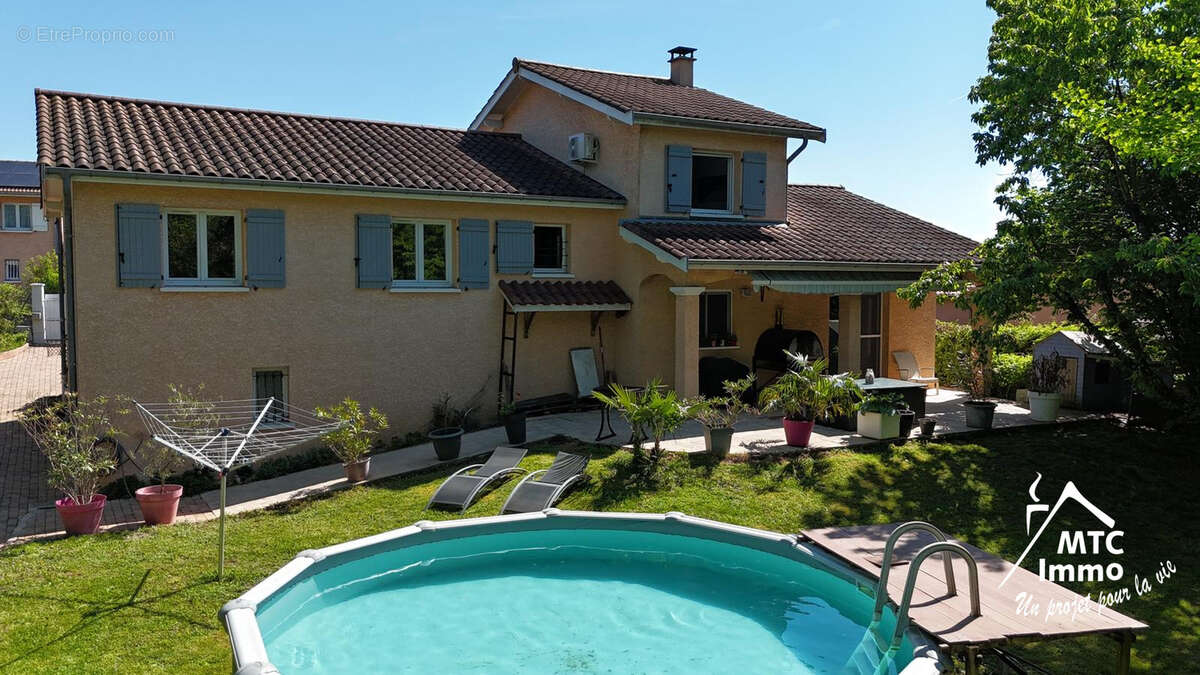 Maison à VILLEFONTAINE