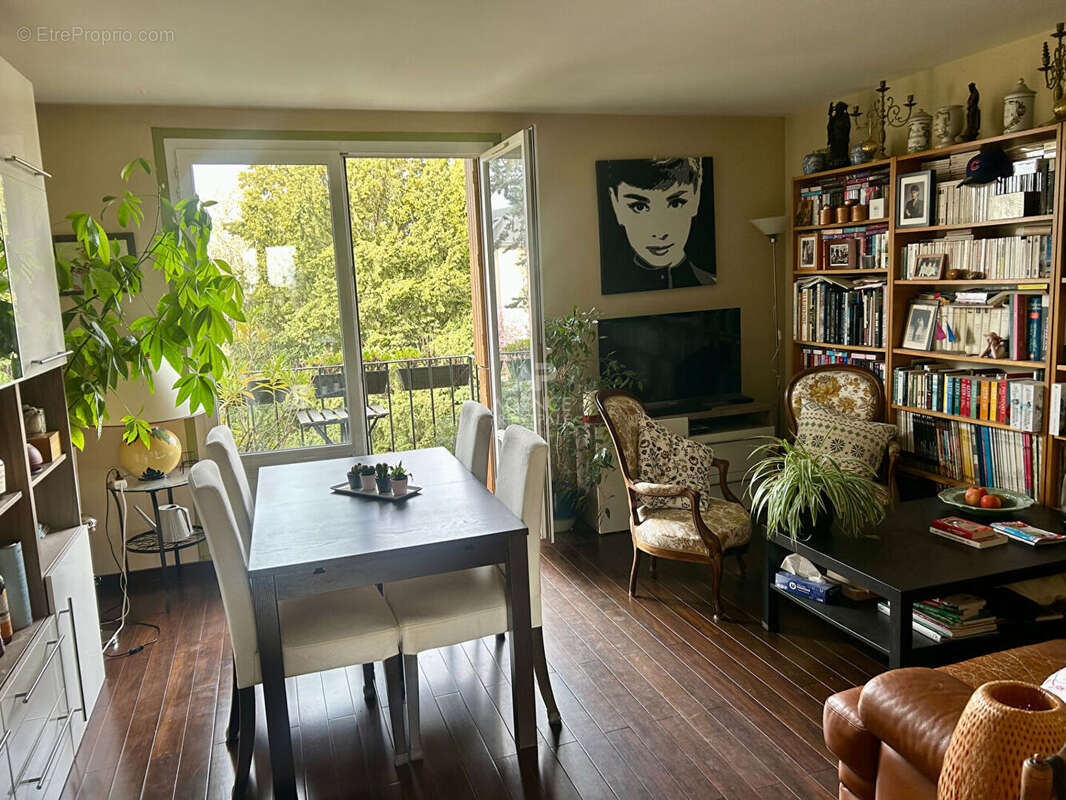 Appartement à MAISONS-LAFFITTE