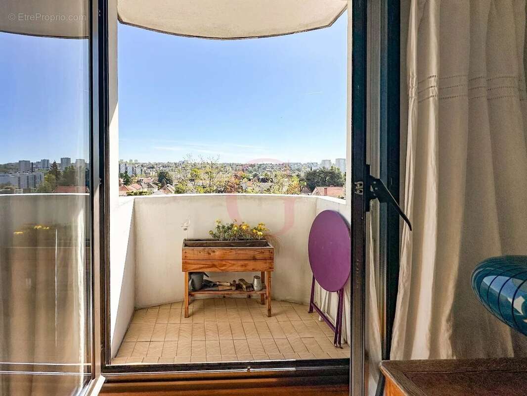 Appartement à BOURG-LA-REINE