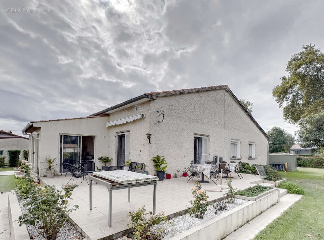 Maison à SEMALENS