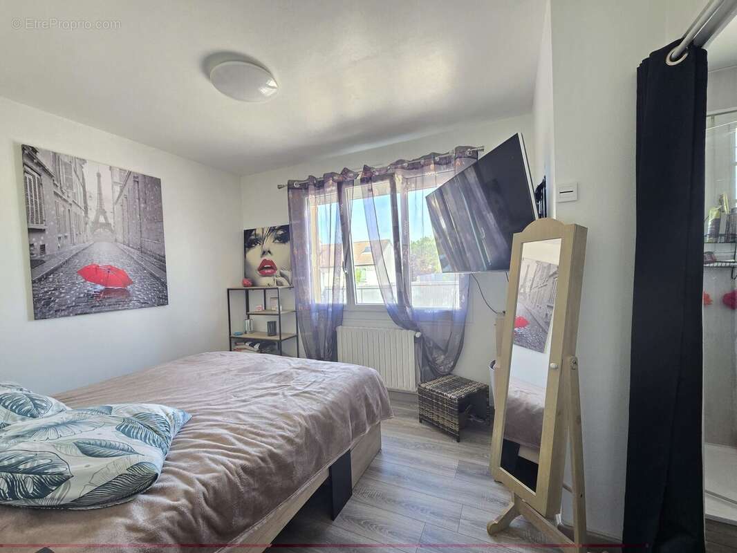 Maison à ETIVAL-LES-LE-MANS