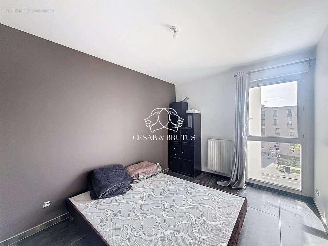 Appartement à LYON-8E