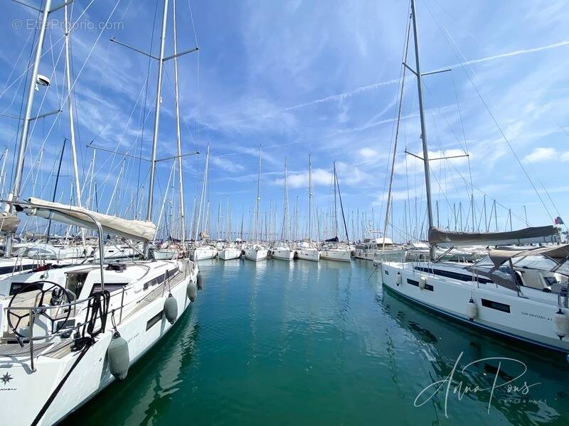 Appartement à HYERES