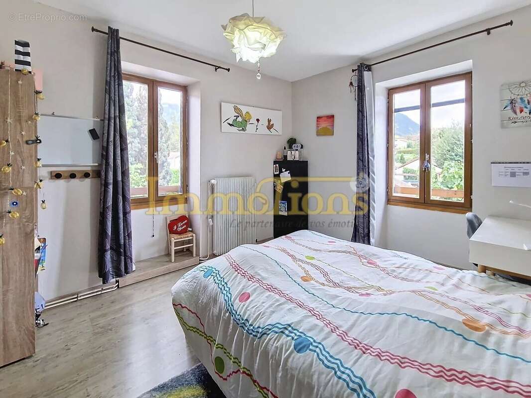 Maison à SAINT-GERVAIS