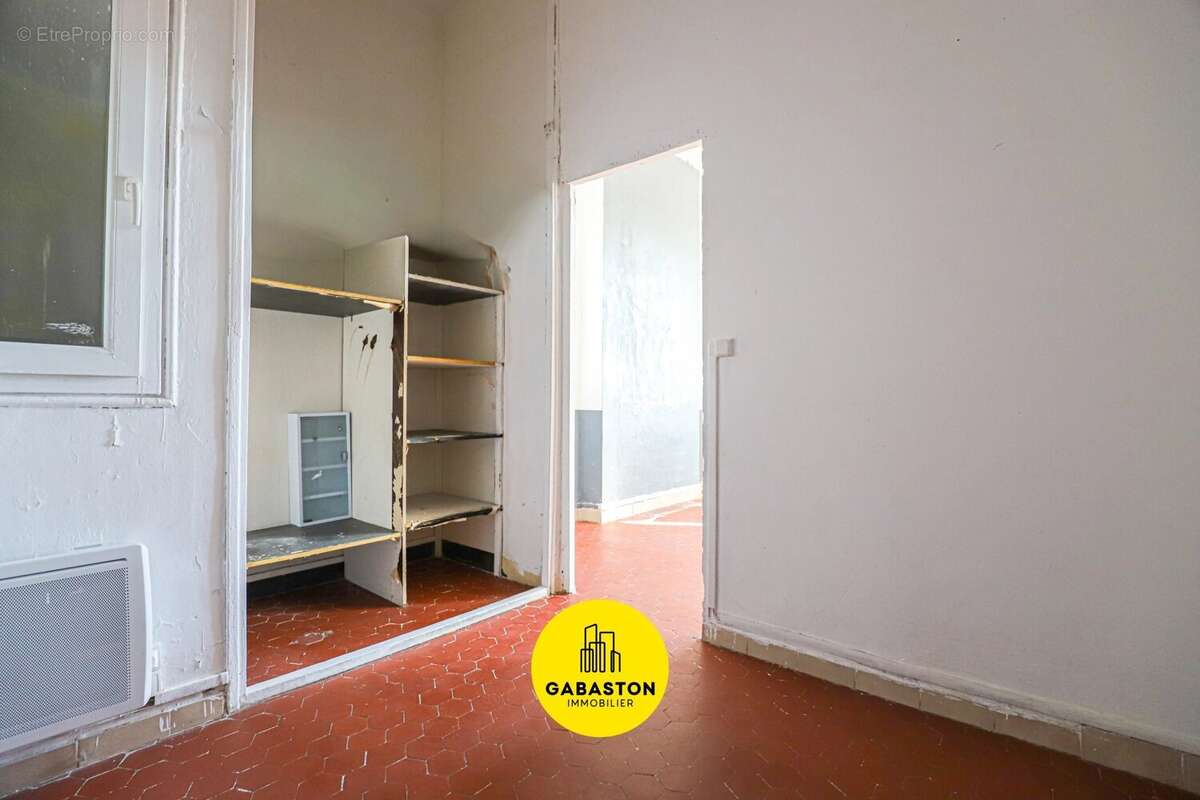 Appartement à MARSEILLE-15E