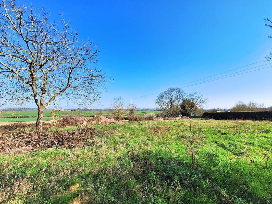 Maison à BOURG-L&#039;EVEQUE