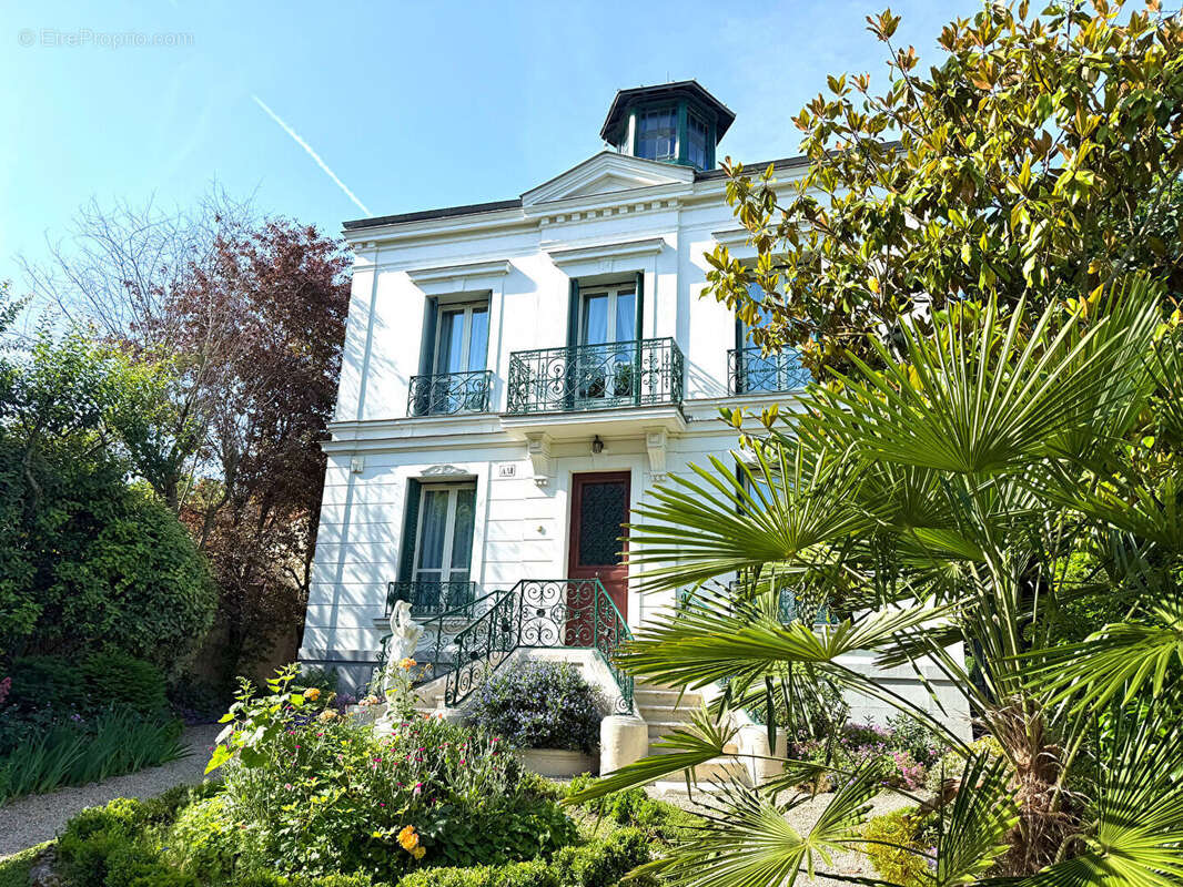 Maison à LE RAINCY