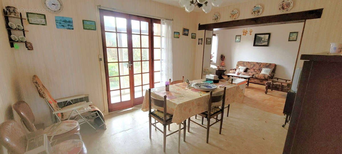 Maison à CHAMBEUGLE
