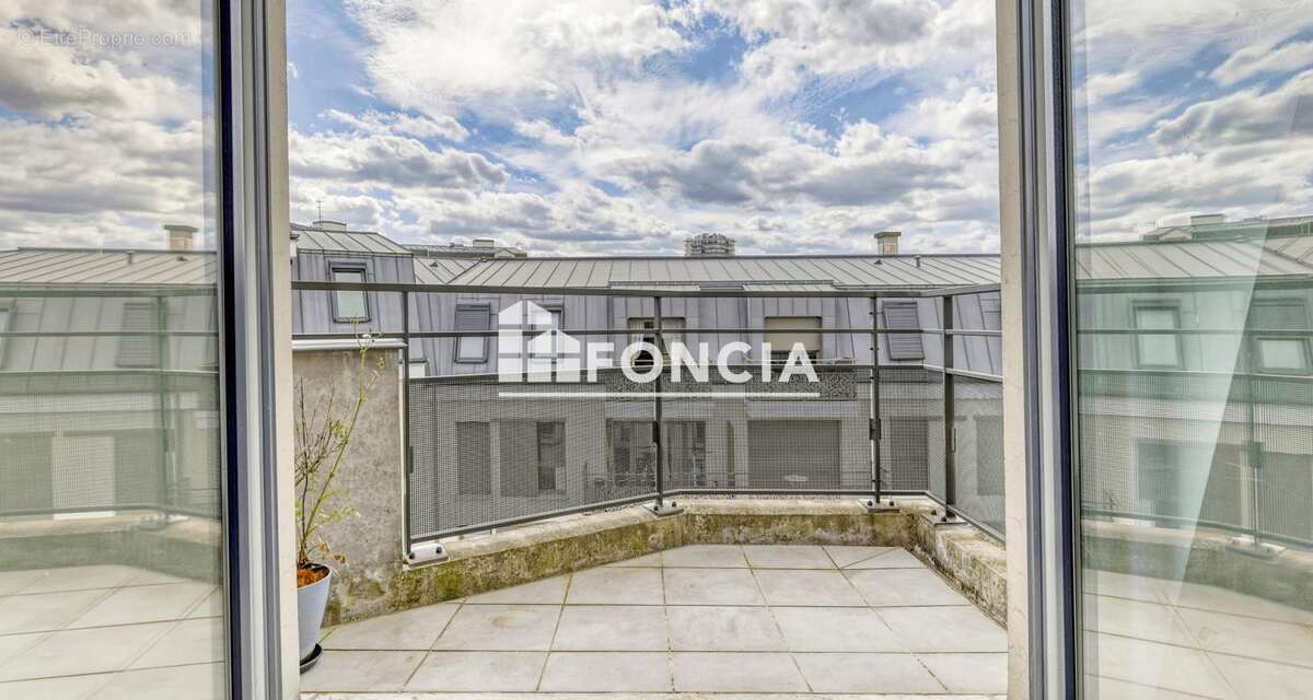 Appartement à CHATILLON