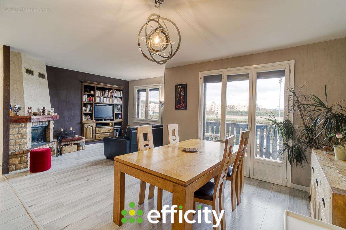 Maison 125 m² à Saint-Symphorien-D'ozon  - photo 3