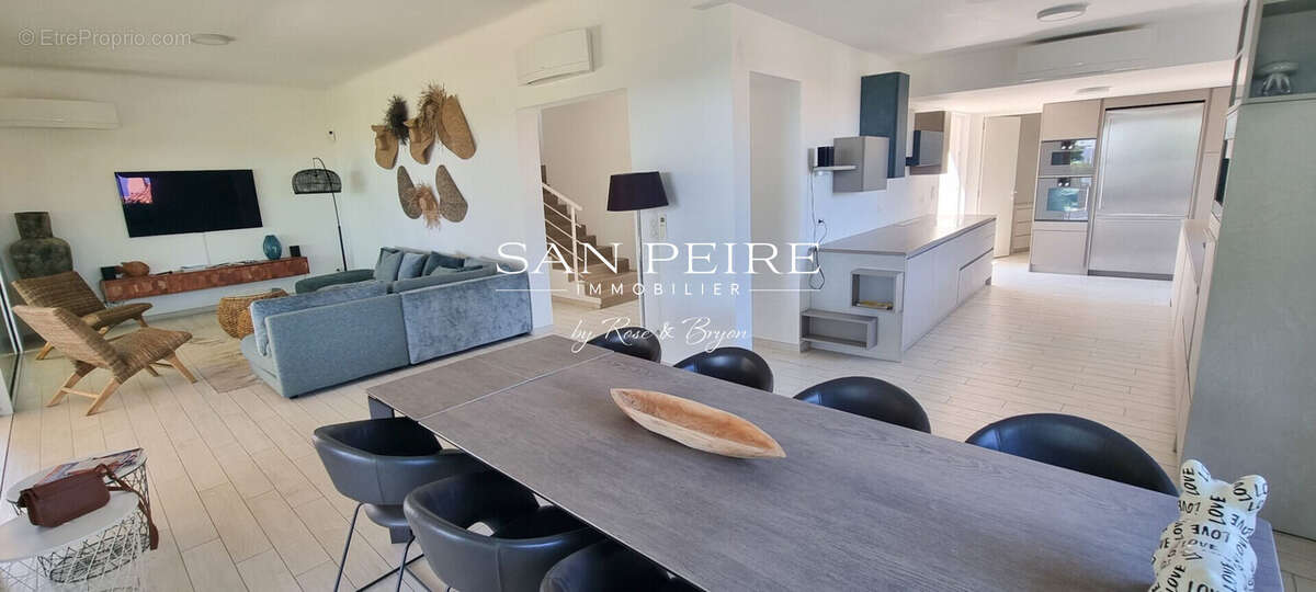 Maison à LES ISSAMBRES