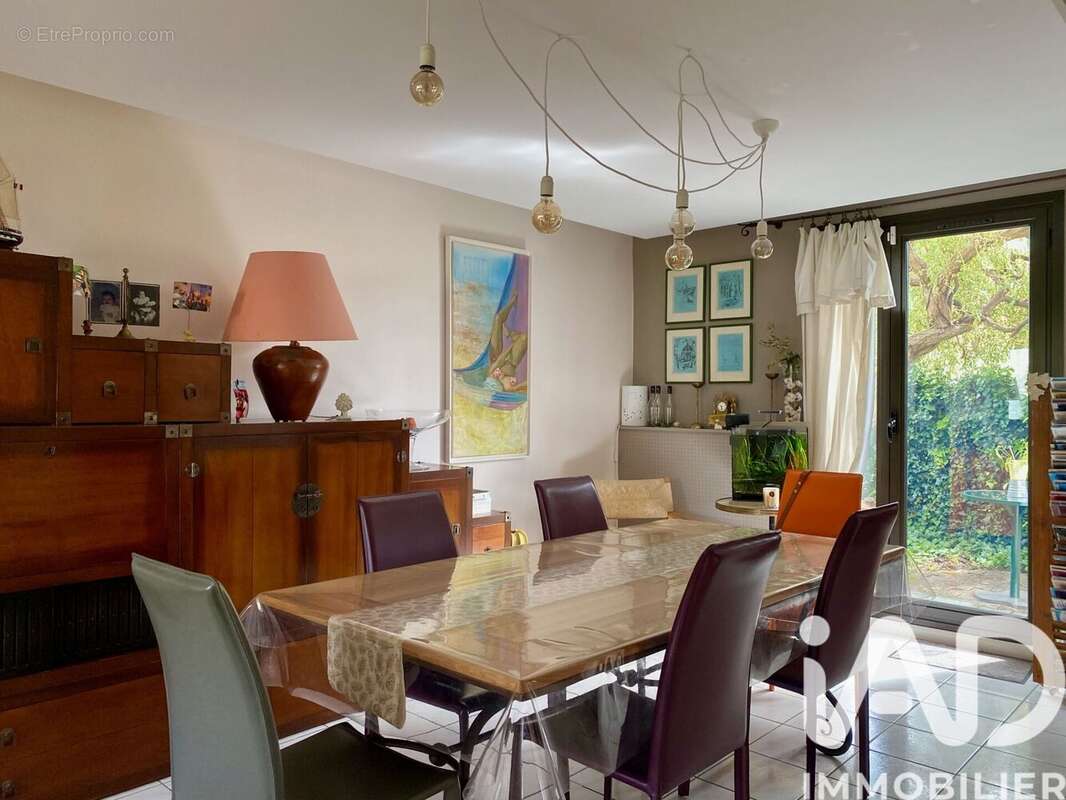 Photo 2 - Maison à SAINT-MEDARD-EN-JALLES