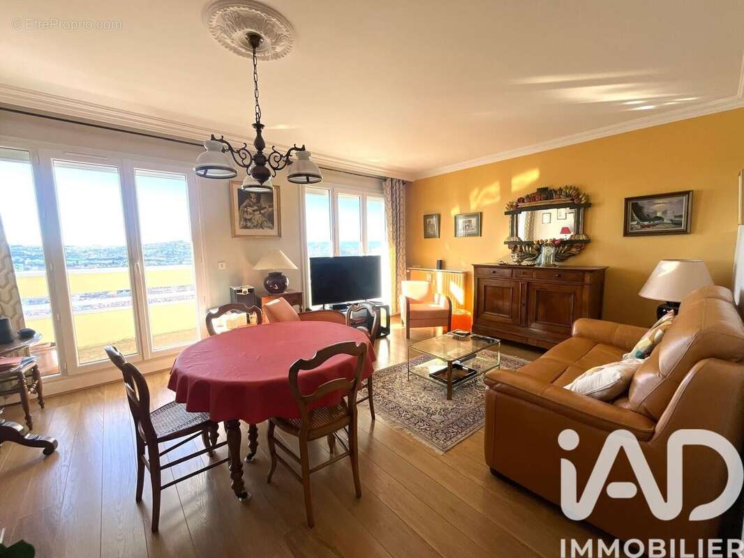 Photo 3 - Appartement à SAINT-ETIENNE