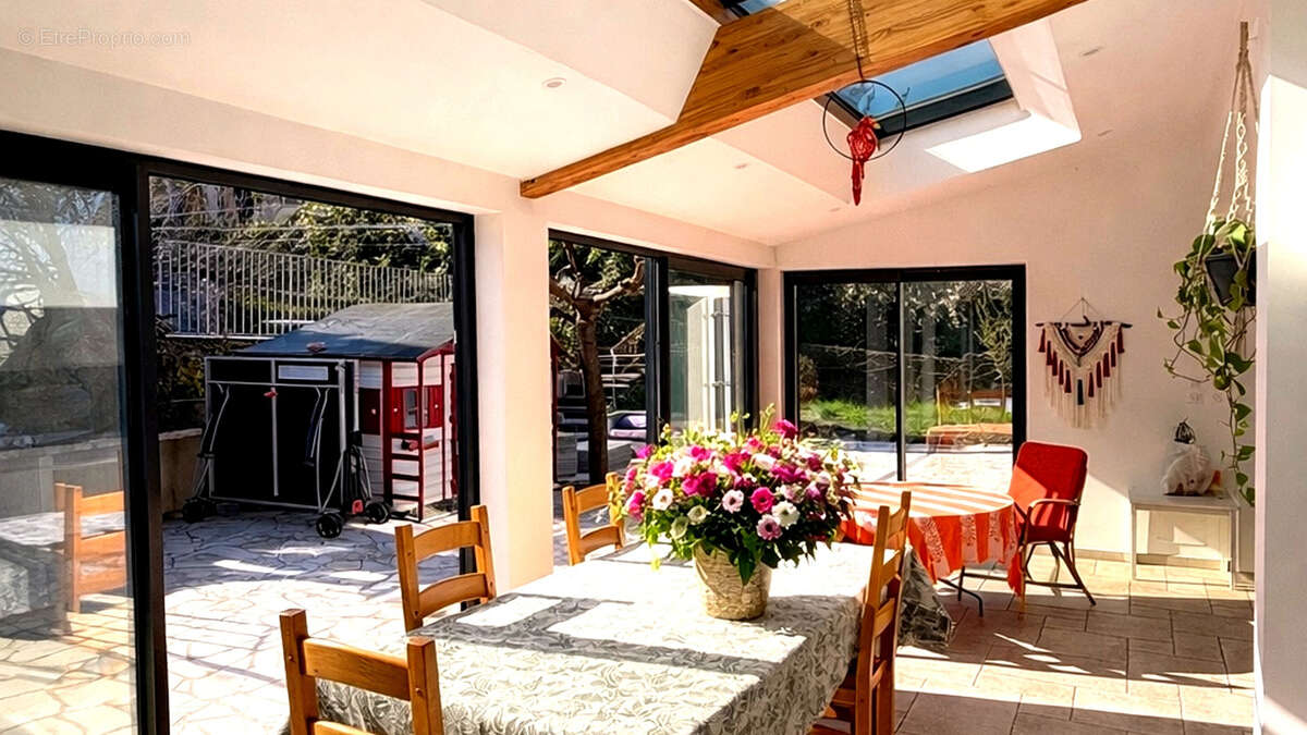 Maison à MOUANS-SARTOUX