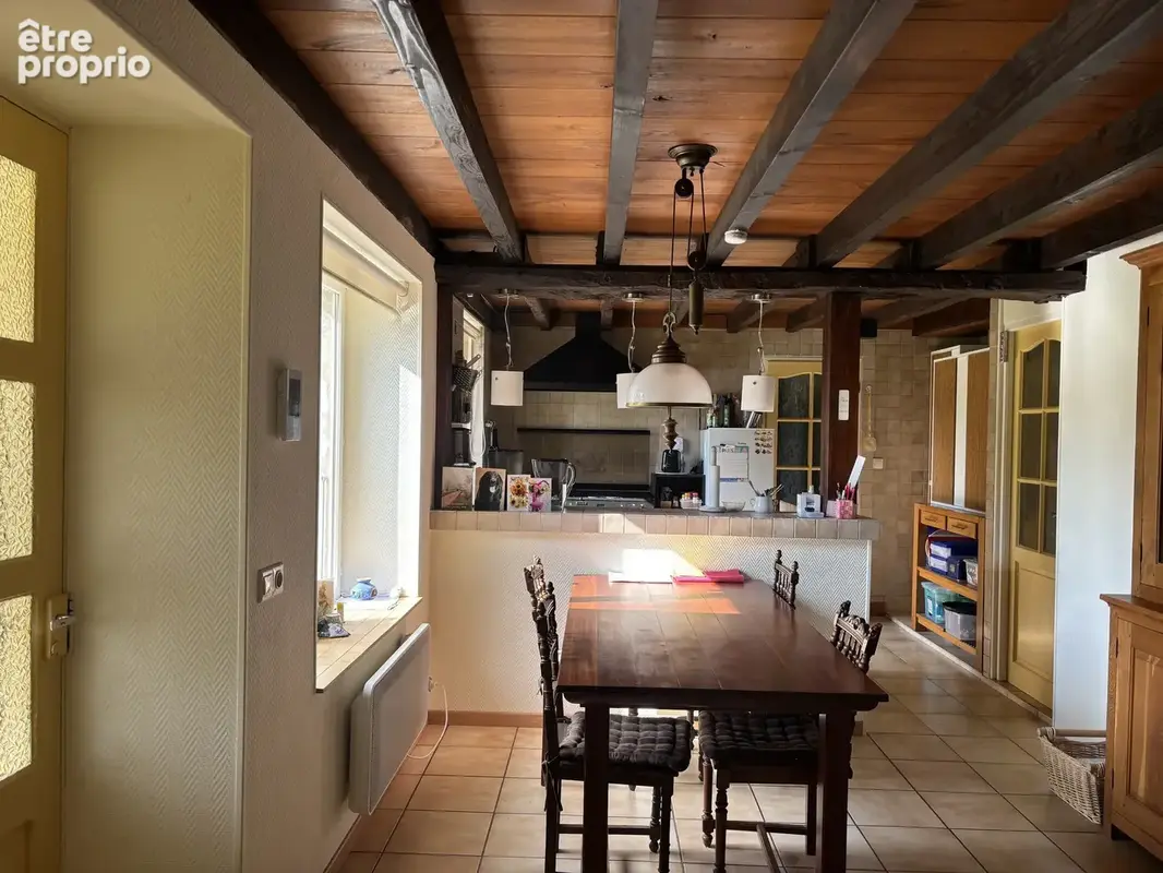 Echassieres - Magnifique ferme rénovée avec une vue imprenable sur un terrain de 2800 m2 - photo 10