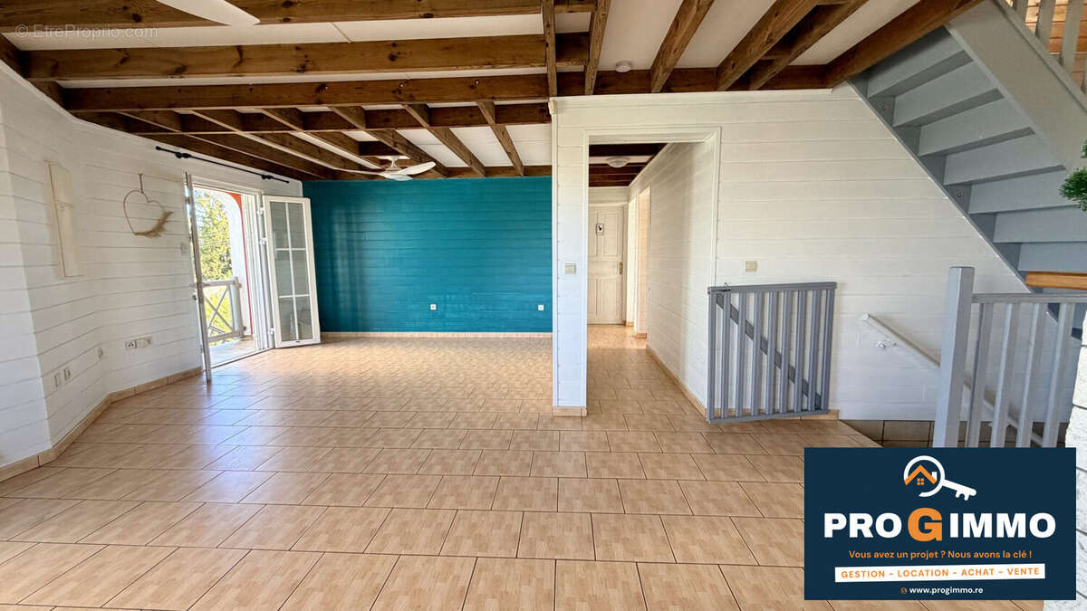 Maison 167 m² à Saint-Pierre  - photo 3