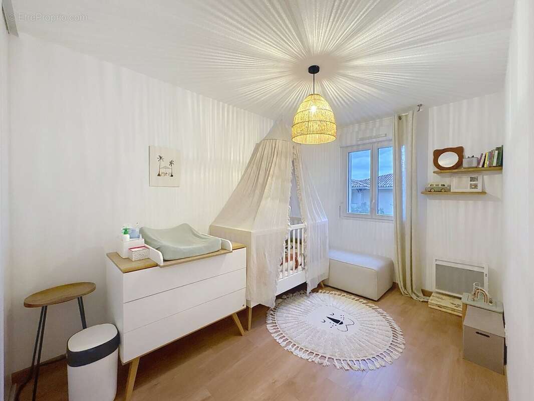 Appartement à LA CROIX-VALMER