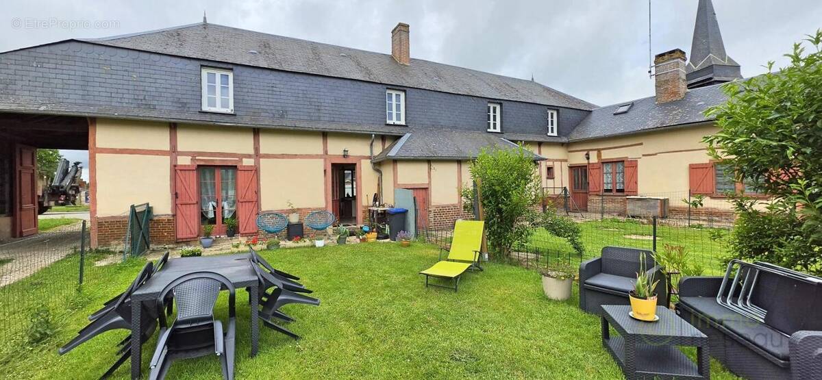 Maison à FOUILLOY