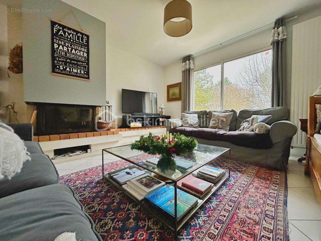 Maison moderne à Sens quartier Moulin à Tan à côté du centre ville - photo 3