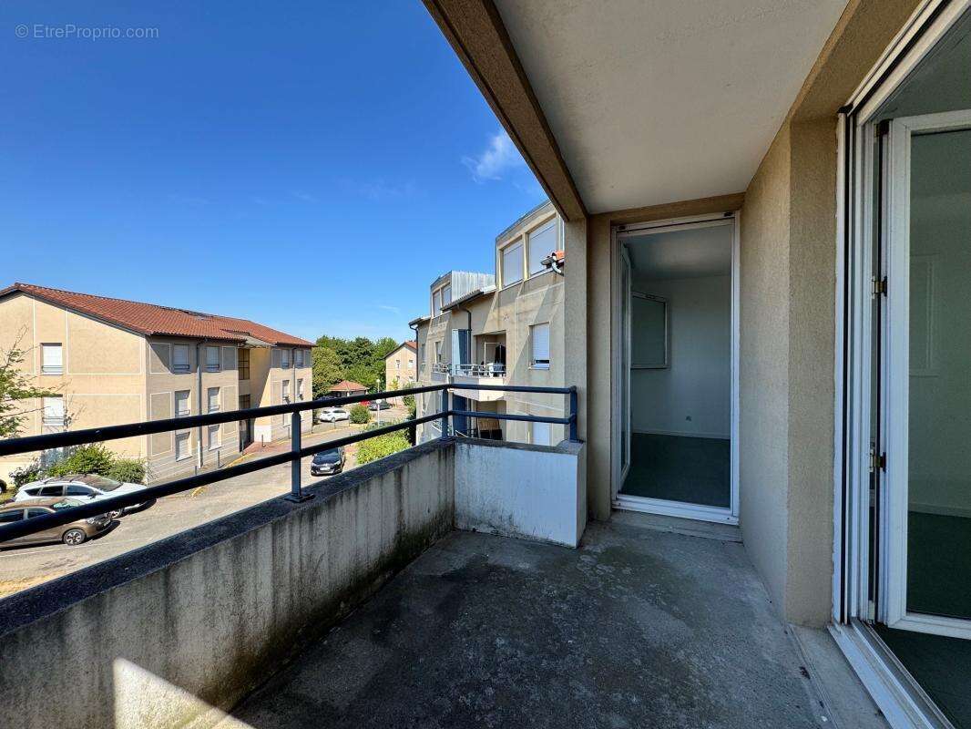 Appartement t4 - photo 2