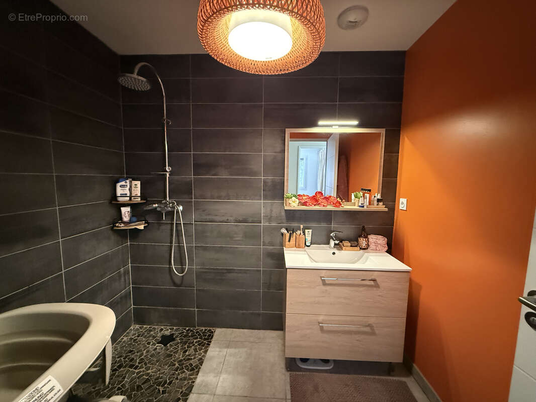 Appartement à SAINT-PRIM