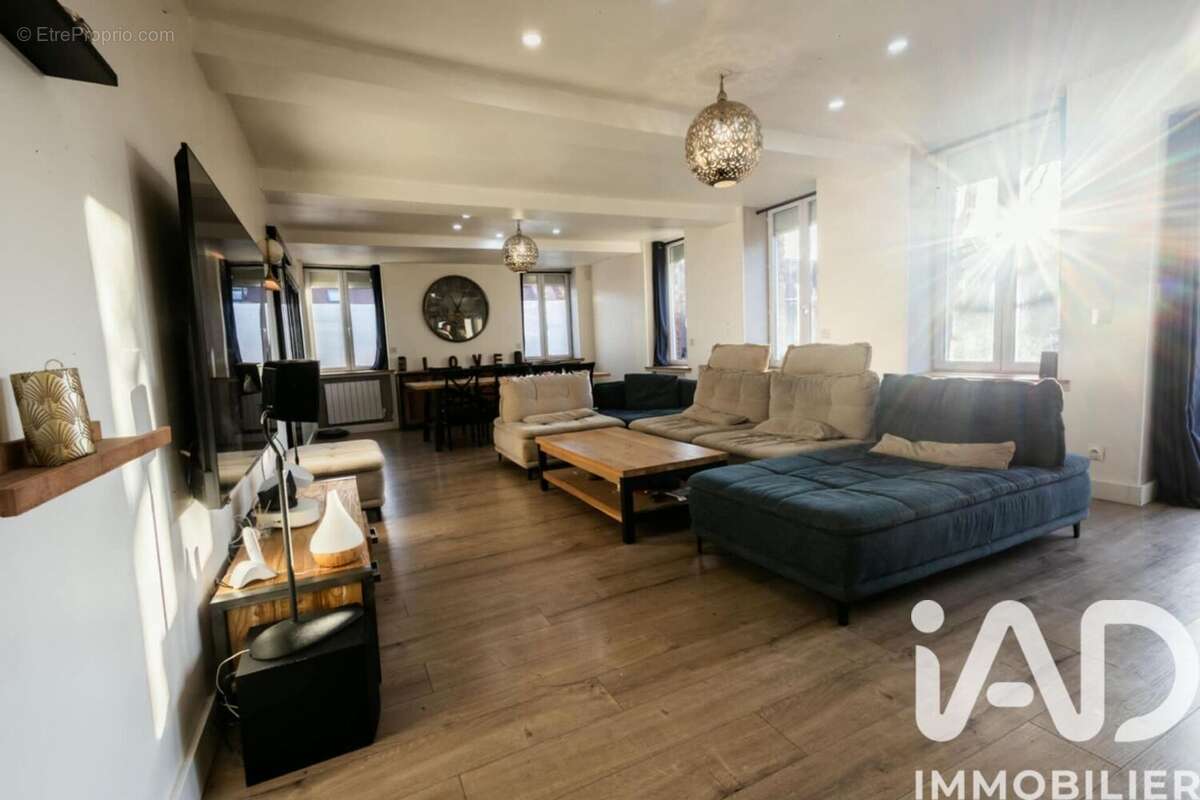 Photo 5 - Maison à LESTREM