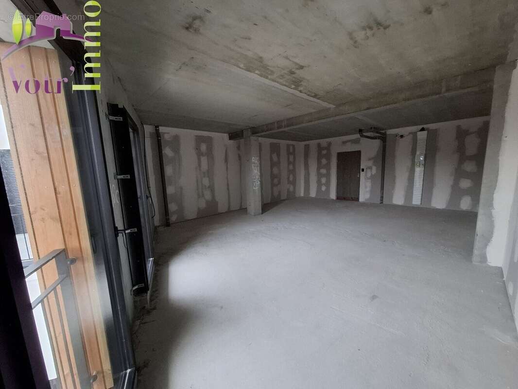 Commerce à PLOUGASTEL-DAOULAS