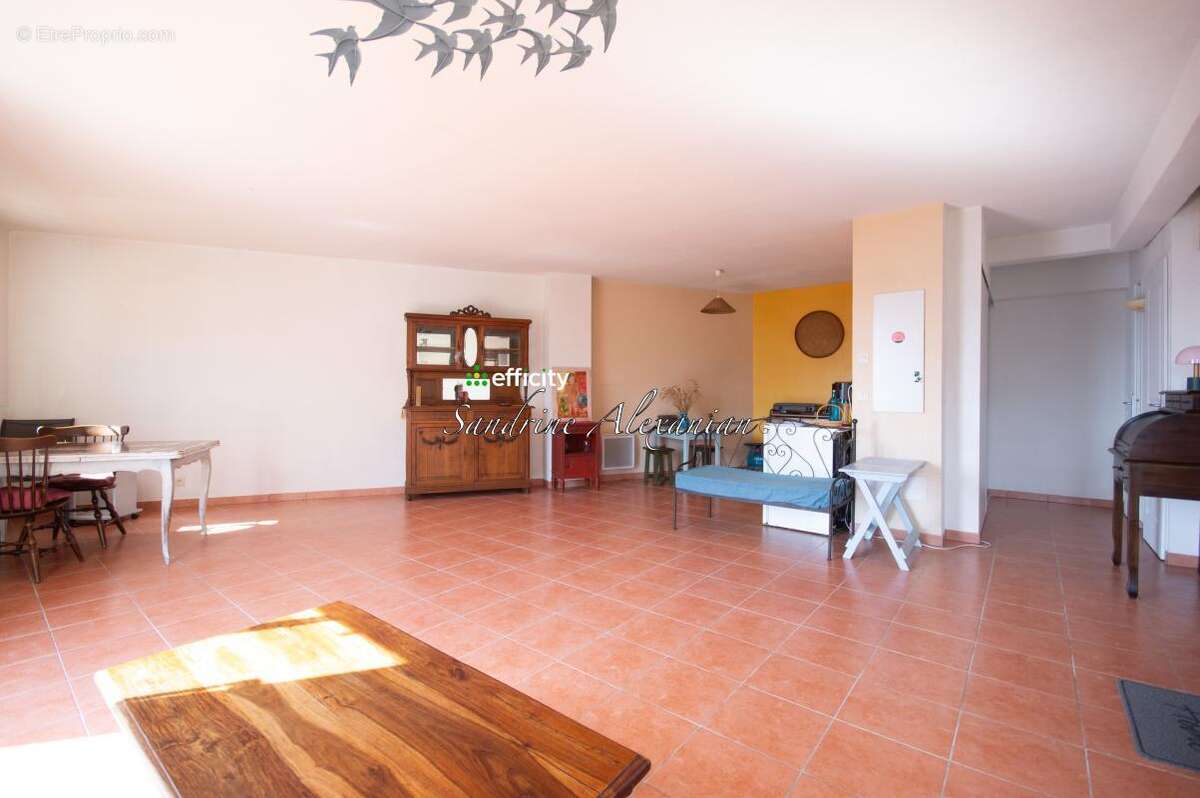 Maison 95 m² à Bargemon  - photo 3