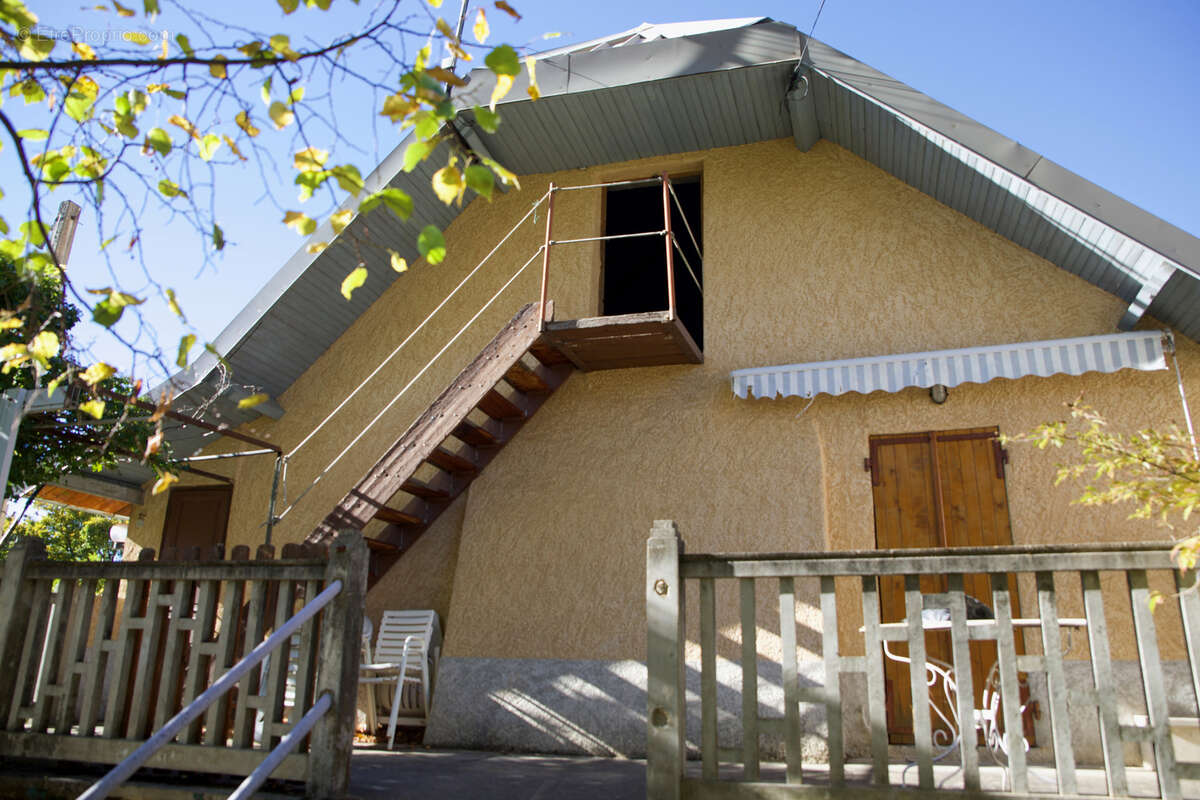 Maison à LA BATIE-NEUVE