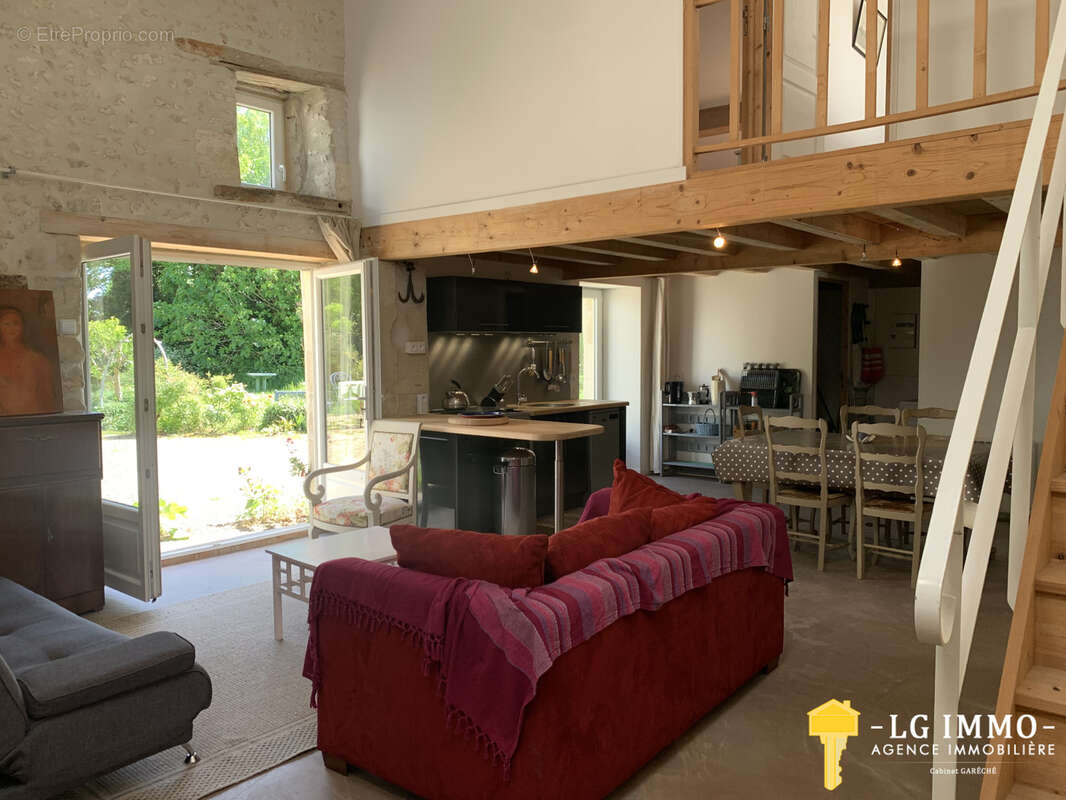 Maison à ARCES