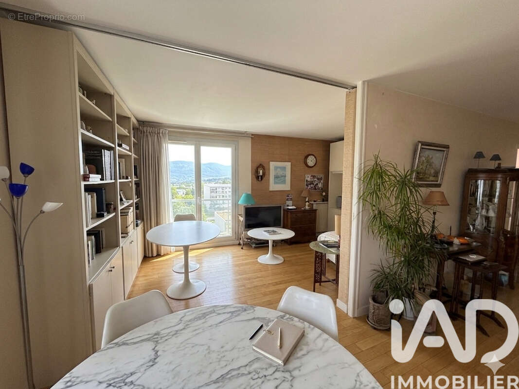 Photo 6 - Appartement à VILLEBON-SUR-YVETTE