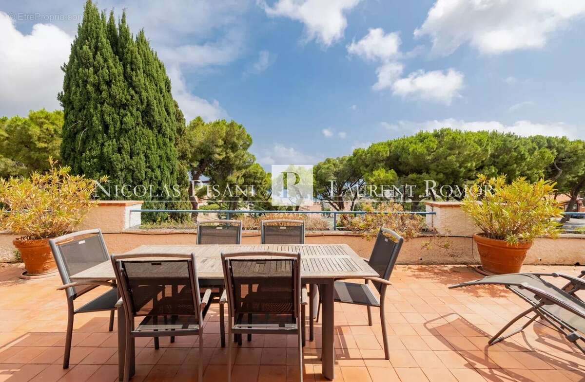 Appartement à VILLEFRANCHE-SUR-MER