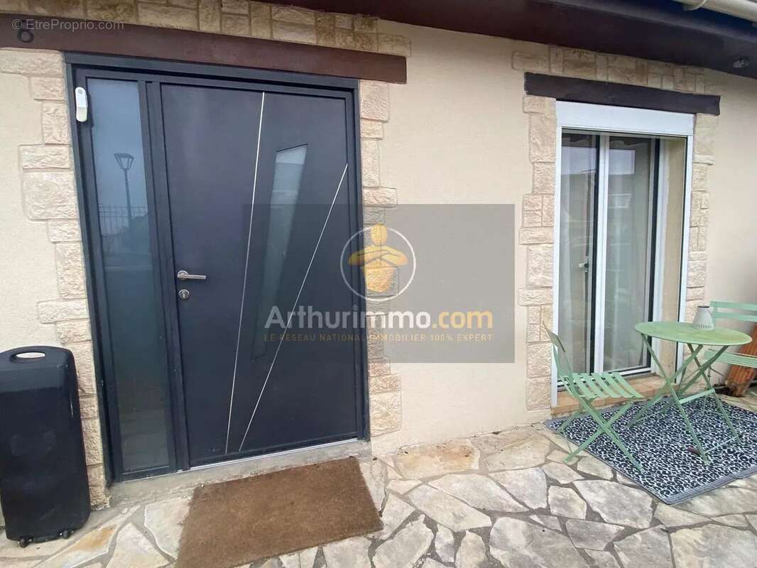 Maison à GRETZ-ARMAINVILLIERS