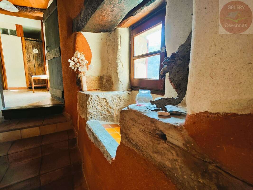 Maison à LES BONDONS